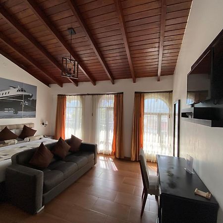 Air Suites Hotel Boutique Quito Esterno foto
