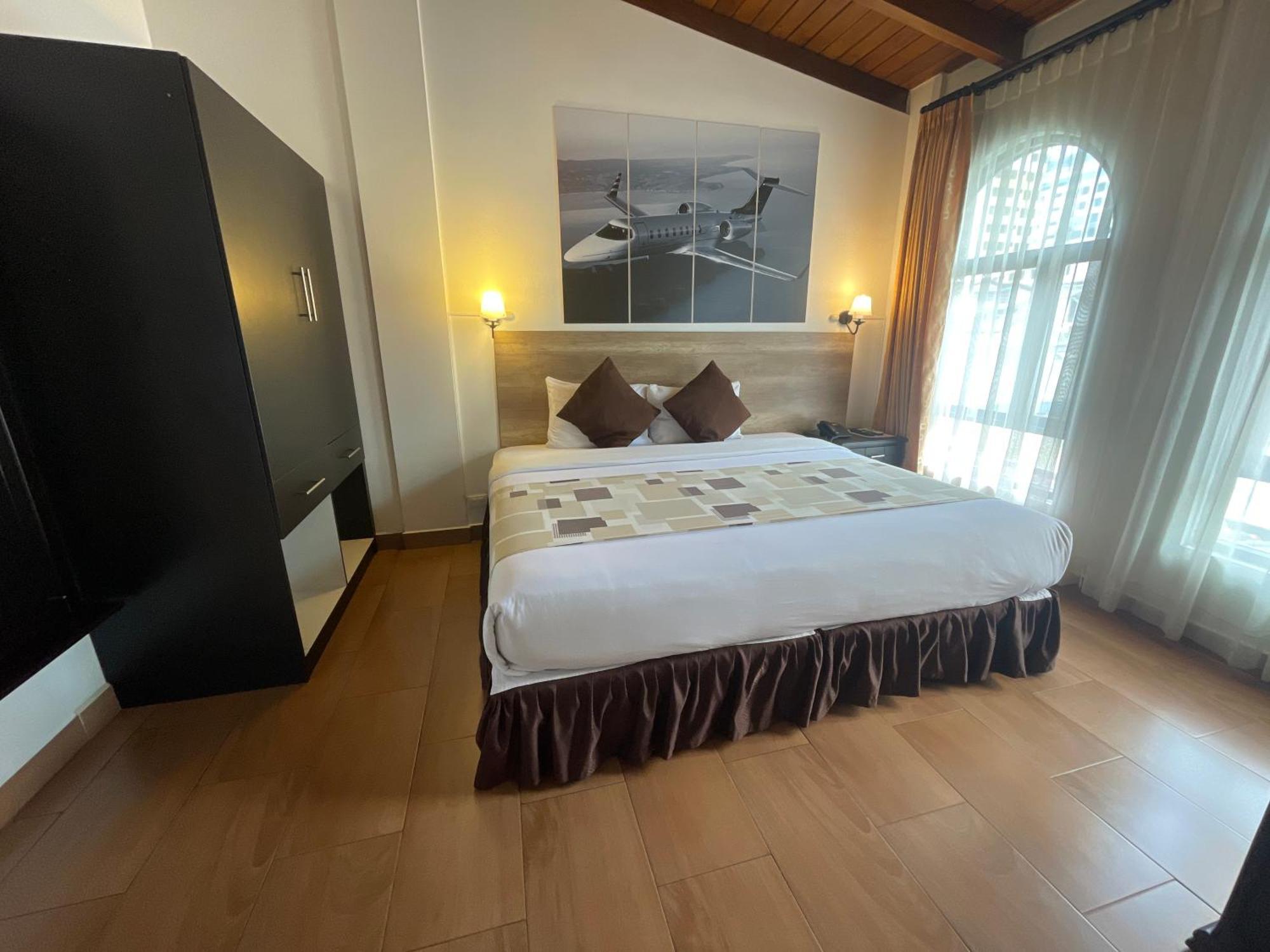 Air Suites Hotel Boutique Quito Esterno foto
